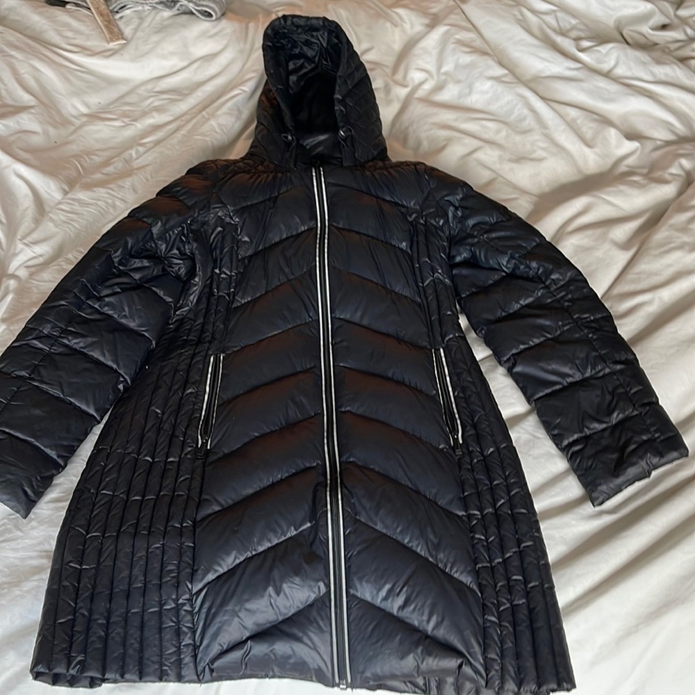 Lightweight down puffer